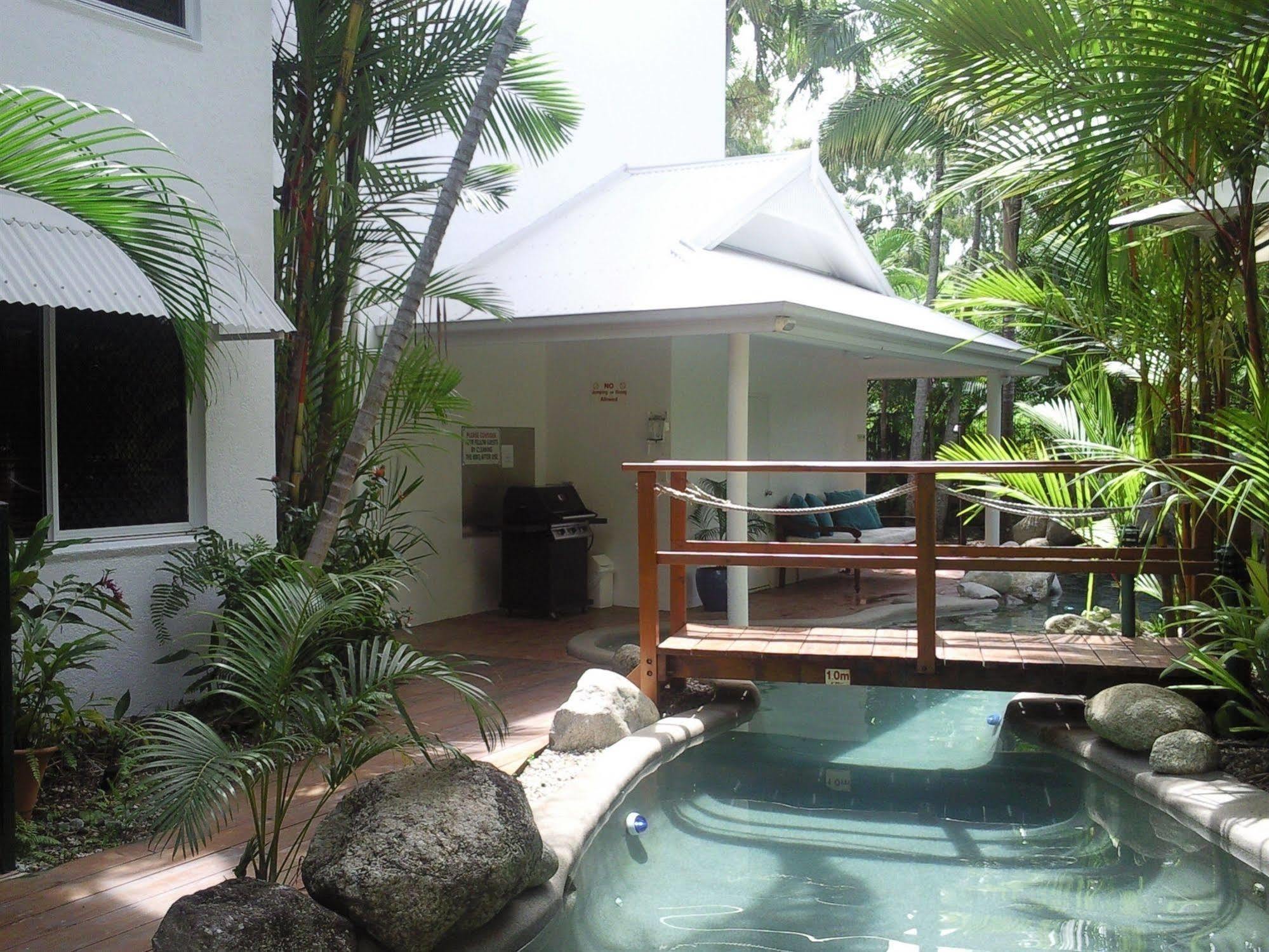 Seascape Holidays - Coral Apartments Port Douglas Exterior foto